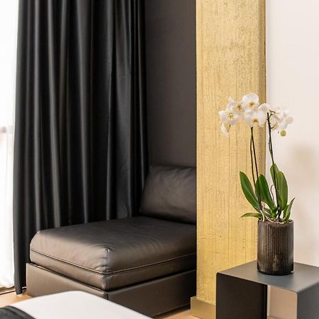 Plebiscito Boutique Rooms Neapel Exteriör bild