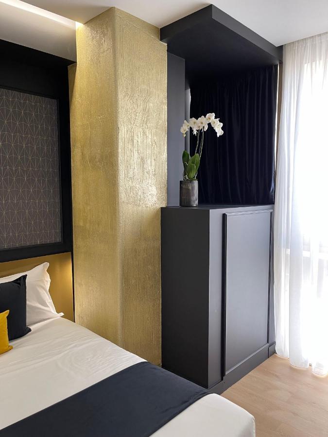 Plebiscito Boutique Rooms Neapel Exteriör bild