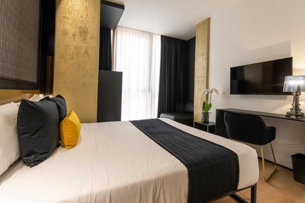 Plebiscito Boutique Rooms Neapel Exteriör bild
