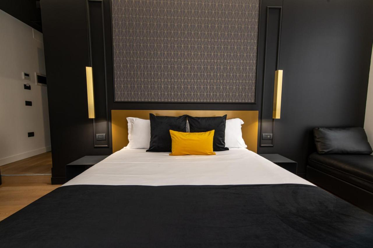 Plebiscito Boutique Rooms Neapel Exteriör bild
